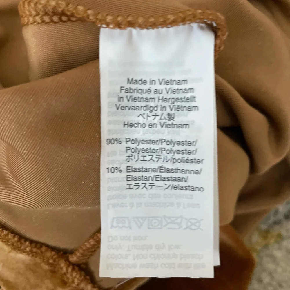 SOLD Madewell Velvet V-neck Flutter Sleeve Dress - Picture 12 of 13